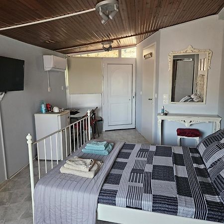 Ferienwohnung Με Θέα Το Κάστρο Nafpaktos Exterior foto